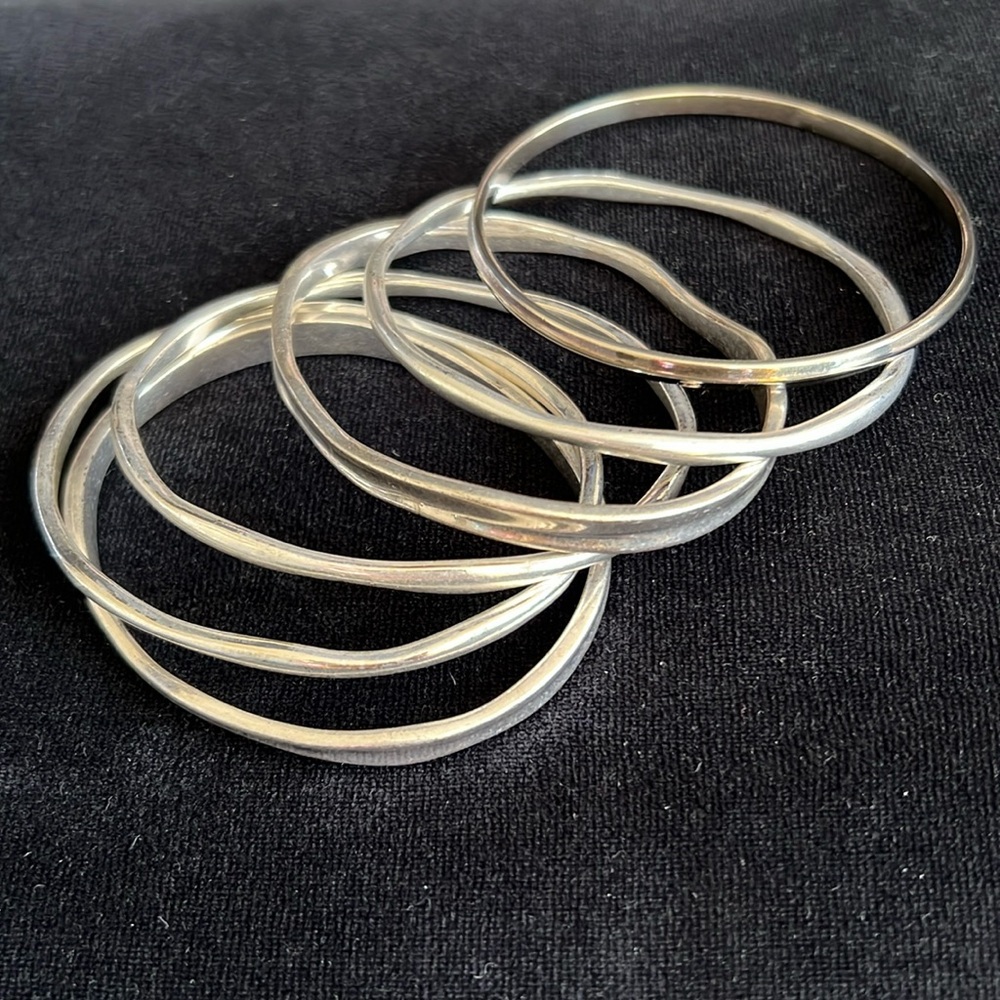 Vintage bebe silver plated bangle set